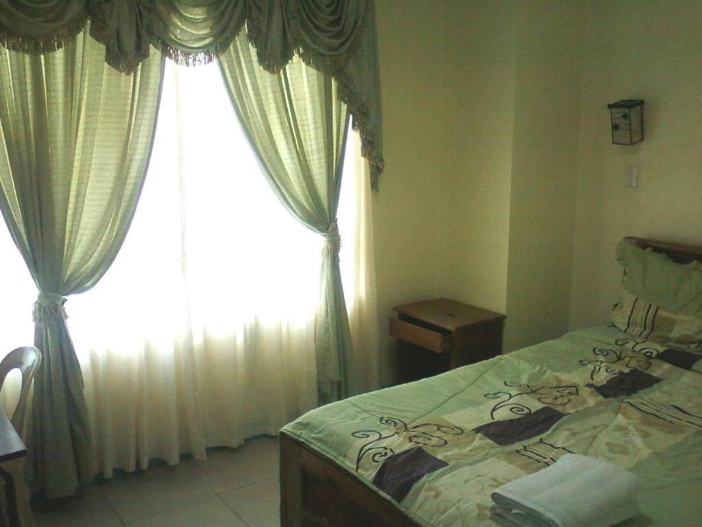 Oyo 765 Ibay Zion Hotel Baguio City Номер фото
